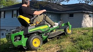 John Deere zero turn on inclines hills JD Z320R performance and tips backyard johndeere 🚜 [upl. by Irisa]