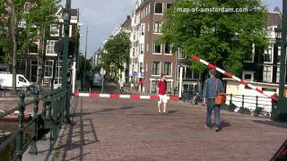 Magere brug Skinny Bridge  Amsterdam [upl. by Enovaj571]