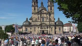 Bonifatiusfest Fulda 2019  Das Bonifatiuslied zum Abschluss [upl. by Nnylsor889]