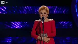 Ornella Vanoni  Vai Valentina Sanremo 2023 [upl. by Yadnus602]