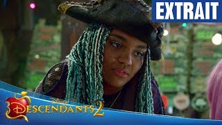 Descendants 2  Extrait  Bras de fer entre Mal et Uma [upl. by Doggett]