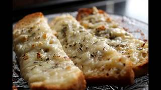 cheese garlic bread on tawa  garlic bread without oven garlic bread in 2 minute  BREAD RECIPE [upl. by Holcman]