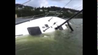 sailboat aground sunk in Bellingham Flamenca breaking free mooring Fairhaven [upl. by Aleakim]