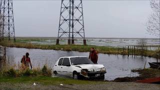 VOITURE RETROUVEE EN BRIERE A TRIGNAC [upl. by Queena186]