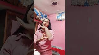 Ghunghat ki fatkar le baithi funnyvideos Haryanvi song status newmuisc ll music lover ll [upl. by Auqinat758]