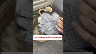 Pet Grooming and Massage Gloves cat aussiepets bestpetsupplies [upl. by Mlawsky769]