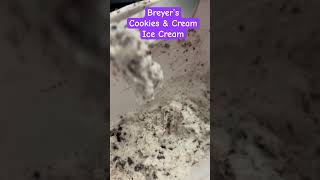 Breyer’s Cookies amp Cream Ice Cream Review food yummy sweet [upl. by Gunther]