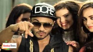 Mombatiye  Zohaib Amjad Ft Raftaar amp Manj Musik  New Punjabi Songs 2015  Official Video  Review [upl. by Hearsh105]