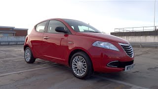 2013 Chrysler Ypsilon 12 69 SE StartUp and Full Vehicle Tour [upl. by Atrebla]