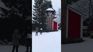 Der erste Schnee im Weihnachtsmanndorf am Polarkreis Lappland Finnland Rovaniemi Santa Claus Village [upl. by Vedis258]