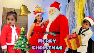 OMG Real Santa Claus 🎅 Came To Bindass Kavya House With Lots Of Gifts 🎁 Christmas Celebratrion 🎄 [upl. by Enaasiali]