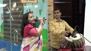 চাঁপাবনে অলিসনে আজ  মধু মালতী ডাকে আয়  Modhu Maloti new viral song [upl. by Enoyrt568]