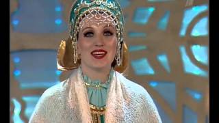 Russian Folk Songs  Russian TV  Ludmila Zykina  Subtitles [upl. by Nona]