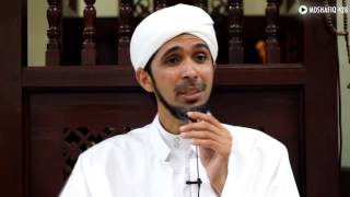 Habib Ali Zaenal Abidin Al Hamid  Mencintai Dunia [upl. by Ress871]