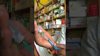 Iv injection 💉 shortsvideo youtubeshorts docterlufe docterlife👨🏻‍⚕️ [upl. by Adnamor862]