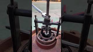 Internal bearing puller Good tool lets share it together [upl. by Ress]