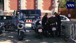 Los Mossos blindan el Parlament [upl. by Mehsah909]