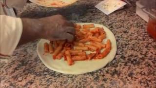 pizza con rigatoni alla amatriciana [upl. by Cornia365]