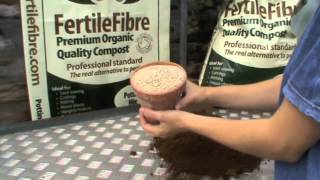 How to mix vermiculite with your compost with Fertile Fibre [upl. by Nahsaj]