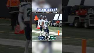 Charbonnets late TD run and Williams 92yard INT return help Seahawks top Jets 2621 [upl. by Sandell]