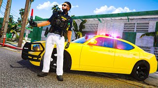 Cop Patrolling LA Hoods in GTA 5 RP [upl. by Anor]