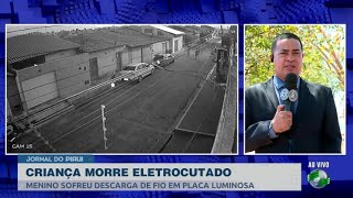 Vídeo mostra momento em que criança toca no fio e morre eletrocutada [upl. by Notfilc809]