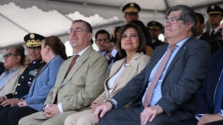 PRESIDENTE BERNARDO AREVALO Y MINISTROS DE ESTADO PARTICIPAN AL DESFILE HISTORICO DE GUATEMALA [upl. by Suelo]