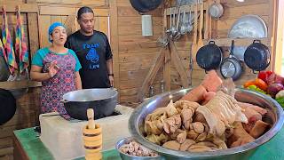 COCIDO DE PATICAS Arroz y Habichuela LA CUÑA DIÓ A LUZ un cuñaito La vida en el campo [upl. by Doownel]