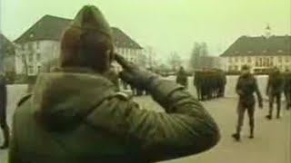 Bundeswehr Lehrfilm – Der militärische Gruß BRD 1983 [upl. by Norga]