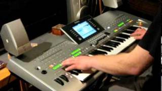 Daniel Powter Bad Day played on Yamaha Tyros 3 [upl. by Cass]