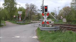 Bahnübergang Oberursel quotGattenhöferwegquot [upl. by Renba]