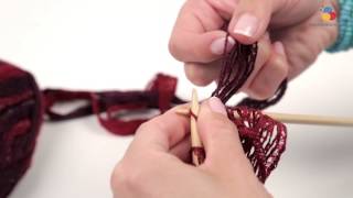 How to knit with Schachenmayr Frilly yarn [upl. by Yengac]