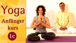 1C Entspannung und neue Kraft mit Yoga in 15 Minuten  Yoga Vidya Anfängerkurs [upl. by Drugge]