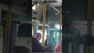 Motorista de ônibus e passageiro quotsaem no t4p4quot em Natal [upl. by Coletta515]