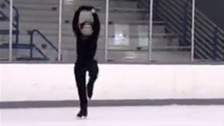 Forward Inside Twizzles  Ice Dancer Oleg [upl. by Dumond]