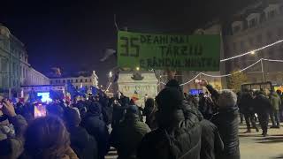 Thousands rally in Romania in support of proEuropean presidential candidate 🇷🇴 Tudor Chirila [upl. by Slater706]