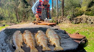 Cocina original Trucha Al Piedra La vida en un lejano Campo es la más deliciosa [upl. by Lemmy]