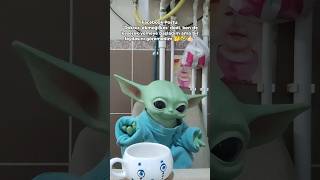 Baby Yodanın annesi gülme krizine giriyor 😂  Baby Yoda babyyoda [upl. by Peacock]