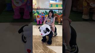 NAIK PANDA DI DALEM MALL [upl. by Aivatnahs]