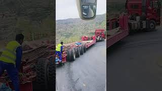 Rear wheel steering trailer passing through bends [upl. by Lunt]