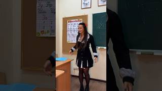 УЧИЛКА МАРИШКА ПОКАЗАЛА КАК НАДО marim shortsvideo [upl. by Sualkin808]