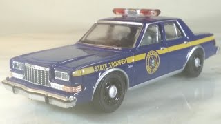 Greenlight Hot Pursuit S42 1985 Dodge Diplomat New York State Police Department [upl. by Htabmas]