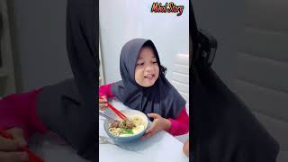 TIAN amp KAYLA REBUTAN MAU MAKAN MIE OMOIDE KAKE UDON😅🙏 trending comedy humorsegar funny shorts [upl. by Rentsch]