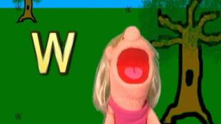 Vids4Kidstv  Sara Sings Her ABCs [upl. by Capp947]