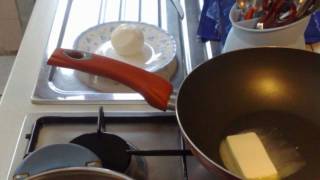 Ricetta di Pasta Farfalle Panna e Salmone versione alternativa Timelapse in cucina [upl. by Brooke]