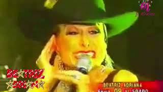 BeatrizAdriana canta La Basurita en Vivo [upl. by Alikam]