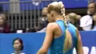 Anna Kournikova vs Anne Kremer 2002 Tokyo Highlights [upl. by Hobart630]