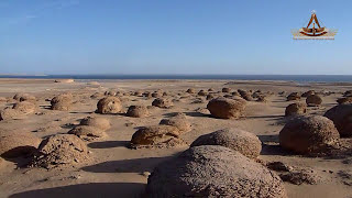 Cannon Balls Fayoum الفيوم Каменные шары Файюм [upl. by Ennaeerb]