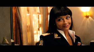 Red 2  Bandeannonce VF [upl. by Hannavas]