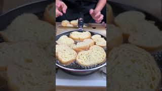 Nunca mais desperdice pão velho Faça essa deliciosa receita [upl. by Nhtanhoj]